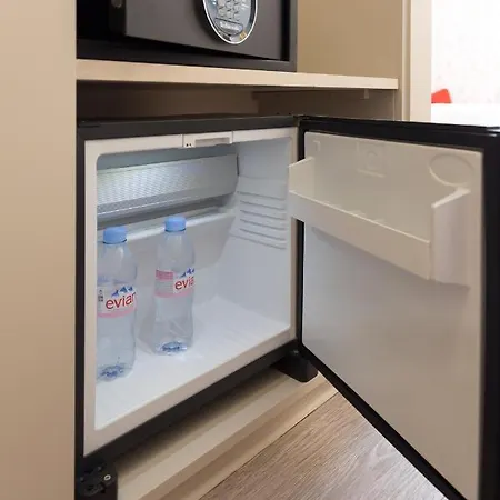 מלון Cit'hotel - Le Cedre 3*