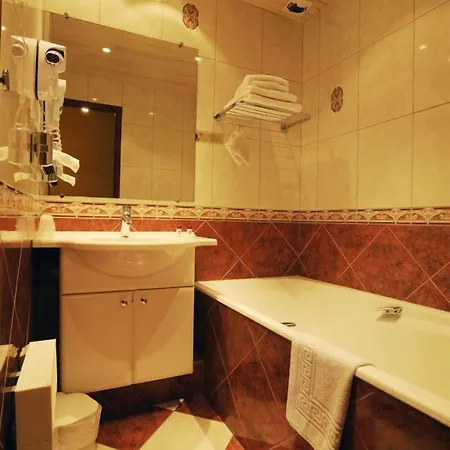 Cit'hotel - Le Cedre 호텔