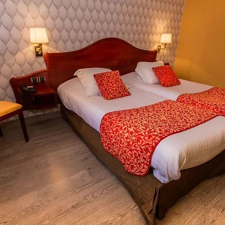 מלון Cit'hotel - Le Cedre נויון