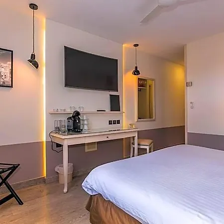 Cit'hotel - Le Cedre