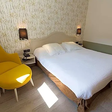 Cit'hotel - Le Cedre ホテル ノワイヨン