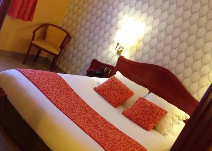 Cit'hotel - Le Cèdre 3* Noyon